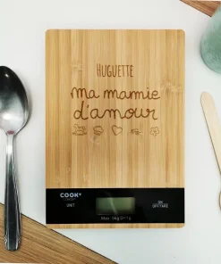 Alternative view of Balance en bois prénom personnalisable – “Ma Mamie d’amour”